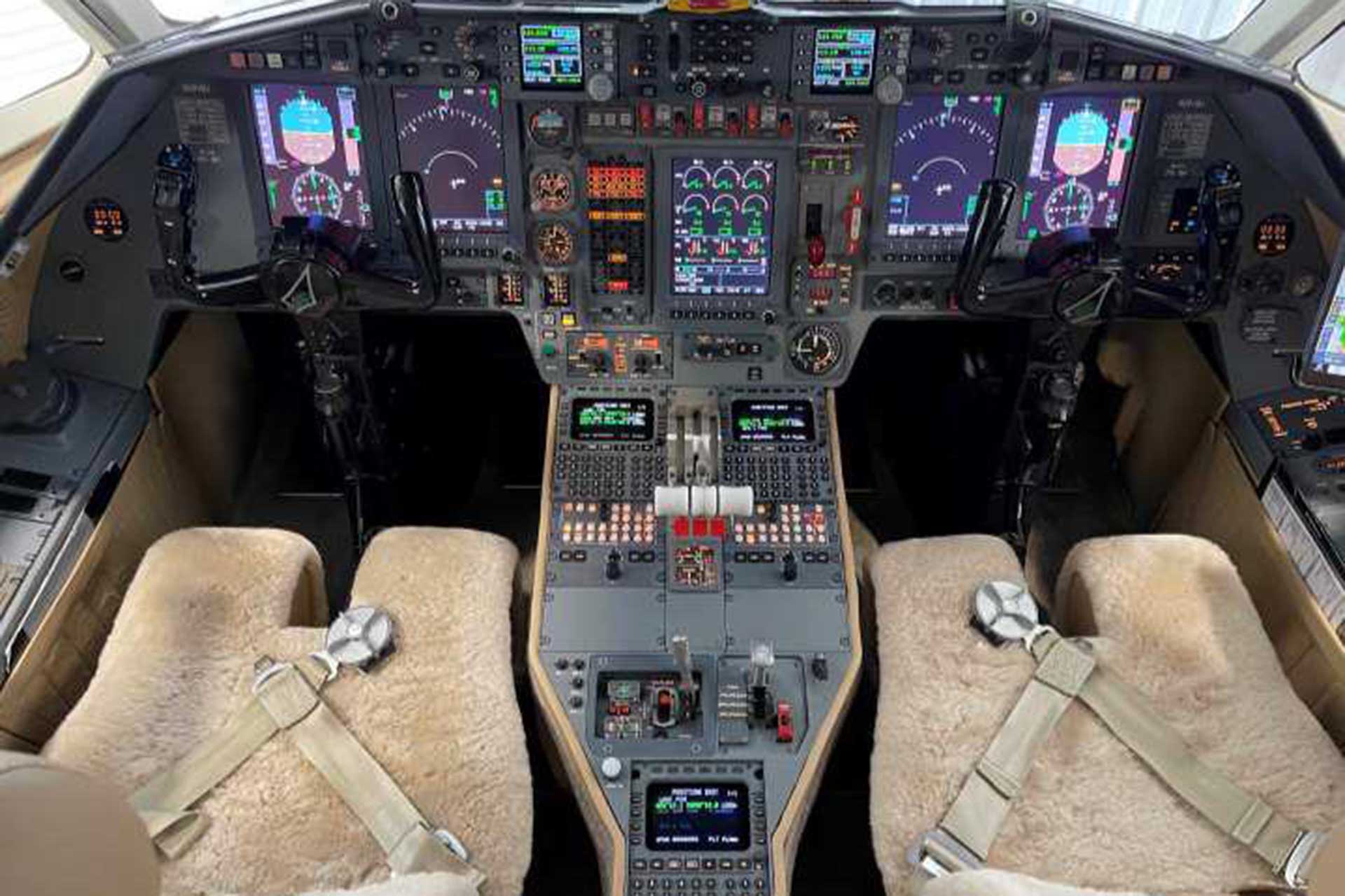 1998-Falcon-900EX_Select-Aero-2